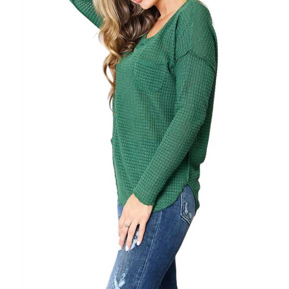 NEW CULTURE CODE full size scoop neck patch pocket top in dark green - Picture 3 of 8